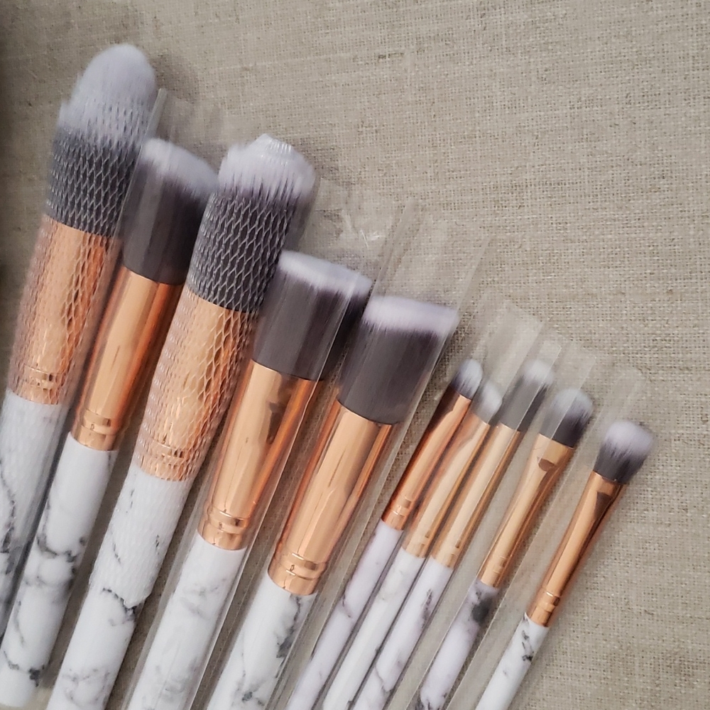 Professional 10 Piece Marble Makeup Brush set with Marble Brushe Holder - Picture 9 of 14